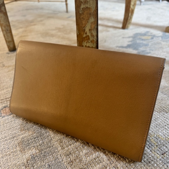 YSL tan leather clutch - Picture 3 of 5